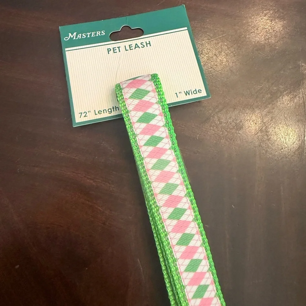 Nwt Masters Pet Leash Argyle Pattern 72” length pink and green